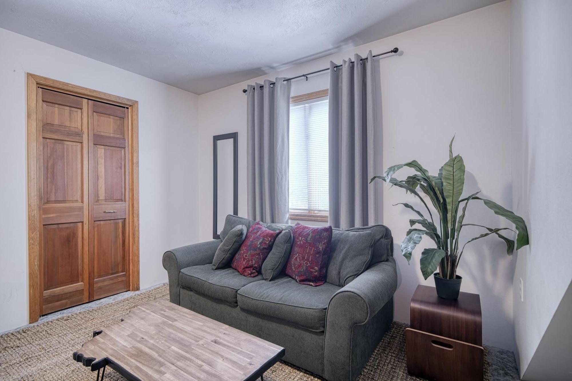 Wapiti View 6-Bedroom Cabin 28Mins To Yellowstone آيلاند بارك المظهر الخارجي الصورة
