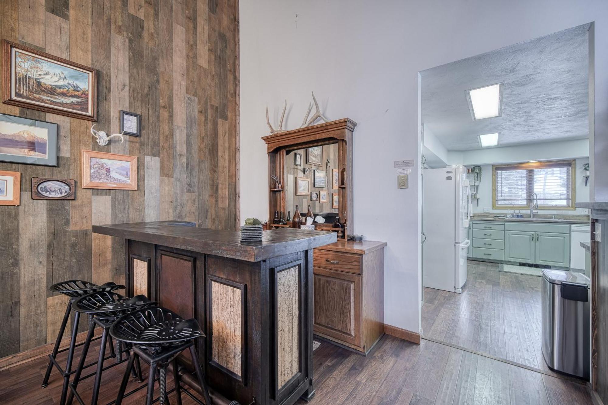 Wapiti View 6-Bedroom Cabin 28Mins To Yellowstone آيلاند بارك المظهر الخارجي الصورة